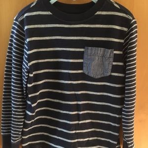 Gymboree long sleeve size 6 (fits like a 4/5)